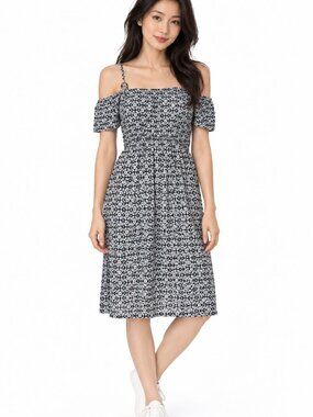 Old Navy Maternity Black & White Cold-Shoulder Dress Size M